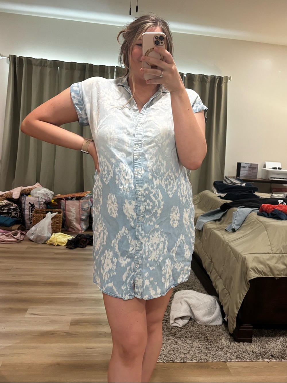 Chelsea & Theodore Light Blue and White Washed Button Top